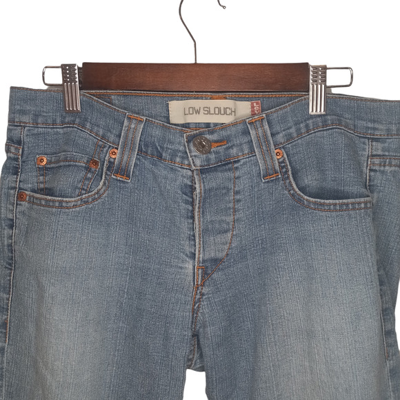 Levis Low Slouch Light Wash Cropped Jeans - Picture 3 of 6